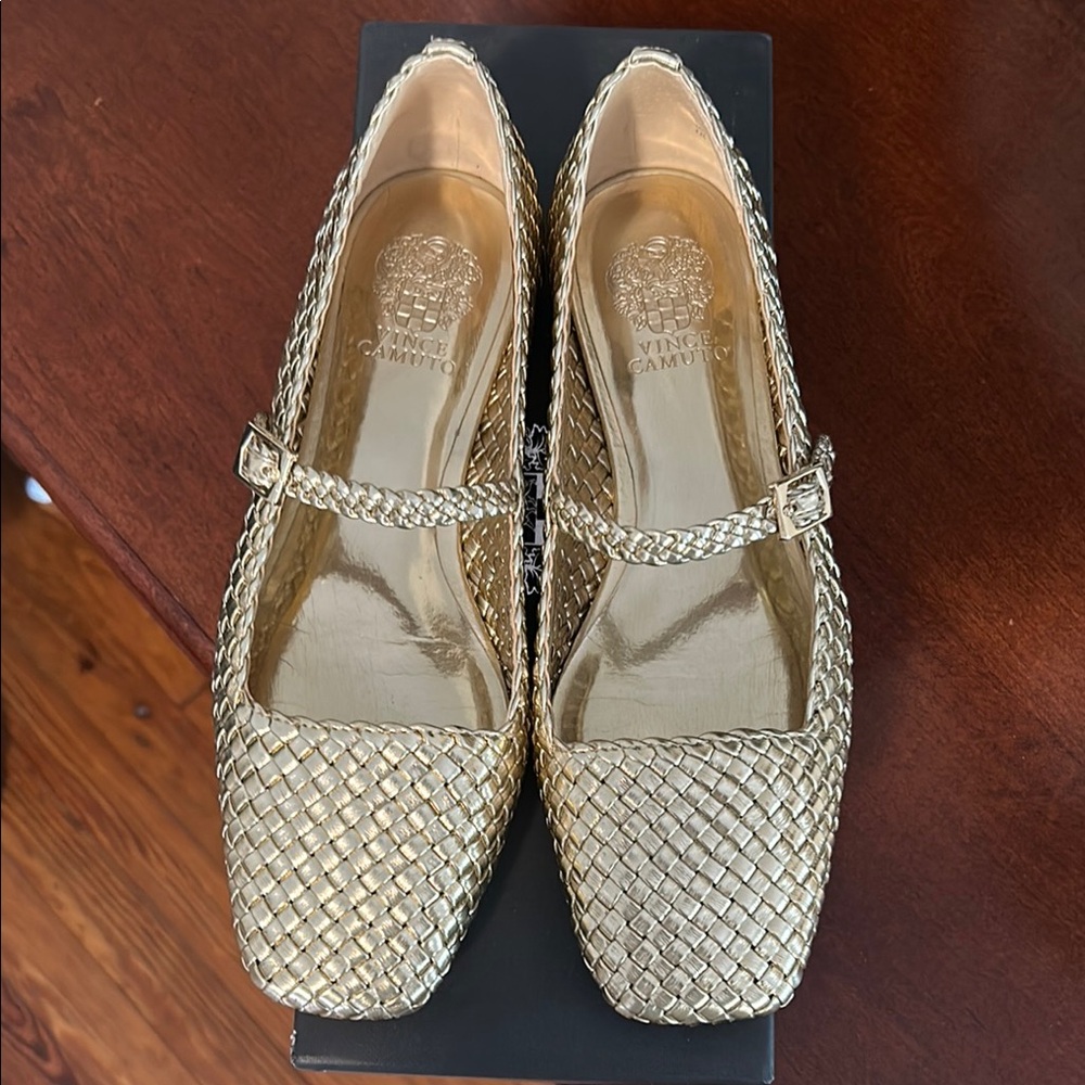 Vince Camuto Gold Woven Women's Shoes